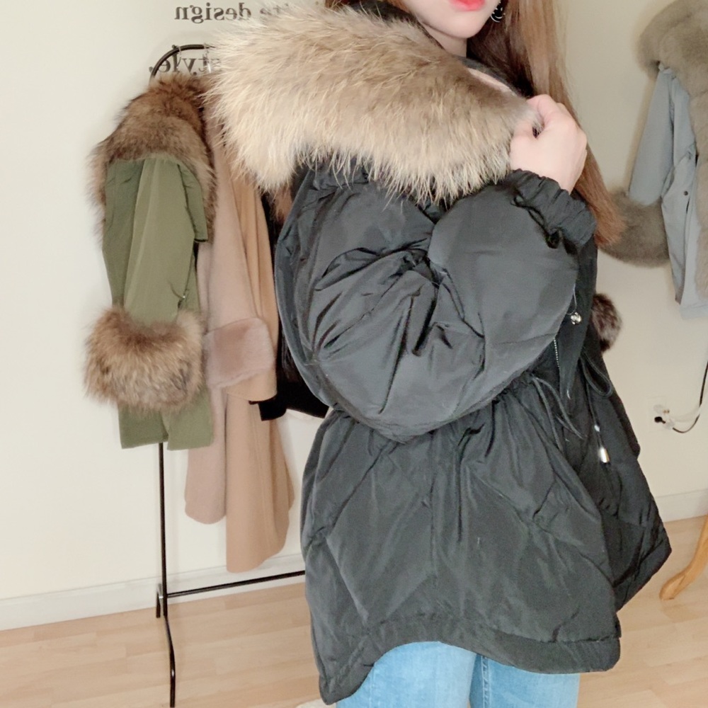 Down jacket - Picture 3 of 8